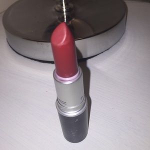 MAC lipstick in Diva.