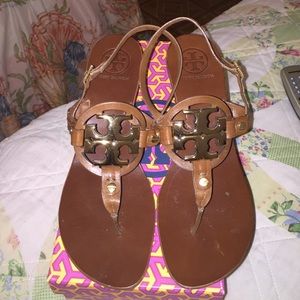 Authentic Tory Burch kitten heels sandals.