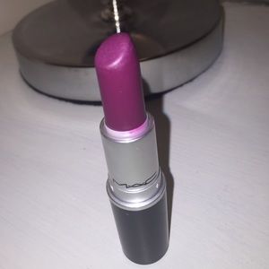 MAC lipstick in Rebel