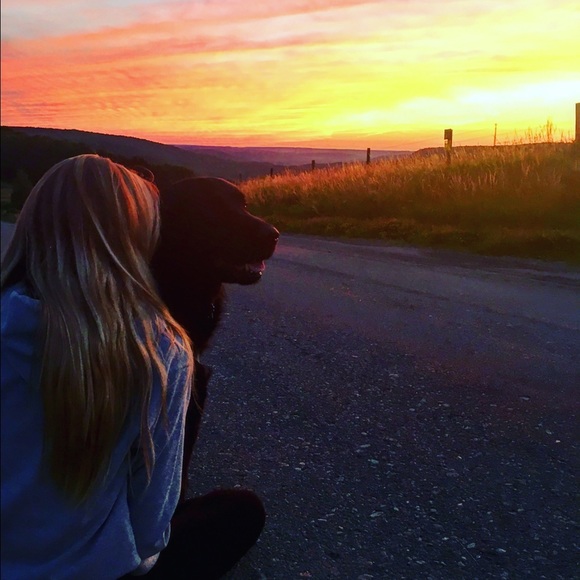 Meet your Posher, Sara - Picture 1 of 1