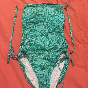 👙 Lilly Pulizer bathing suit size small! 👙