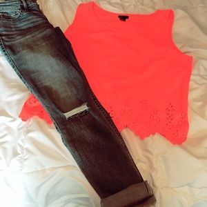 Rue 21 shirt fits like a small only worn 3 times