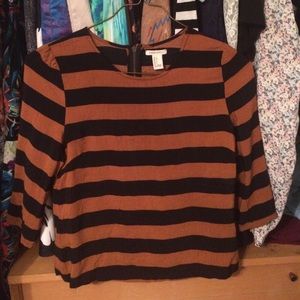 Short 3/4 sleeve forever 21 shirt, brown and black