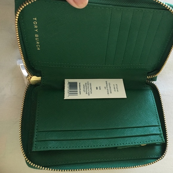 NWT TORY BURCH YORK SMARTPHONE WALLET - Picture 2 of 3