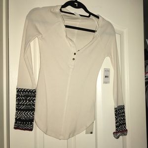 too small, never worn!!!