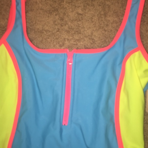 Neon one piece bathing suit - Picture 3 of 4