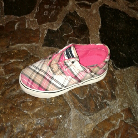 Laceless sperrys