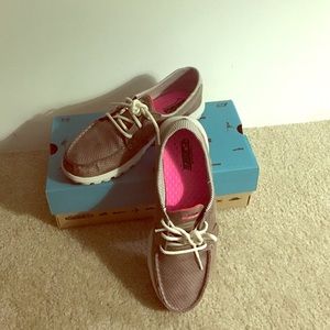 Sketchers on the go boat shoes