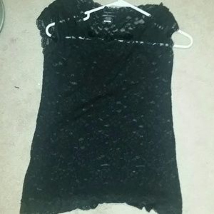 Medium black lace top