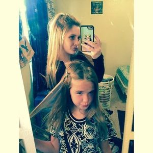 Meet your Posher, Alexis