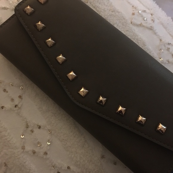Aldo wristlet wallet