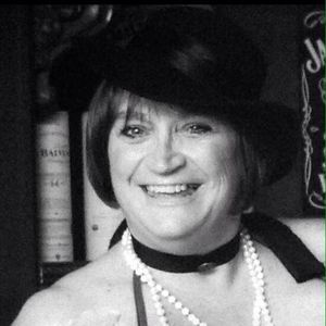 Meet your Posher, Linda