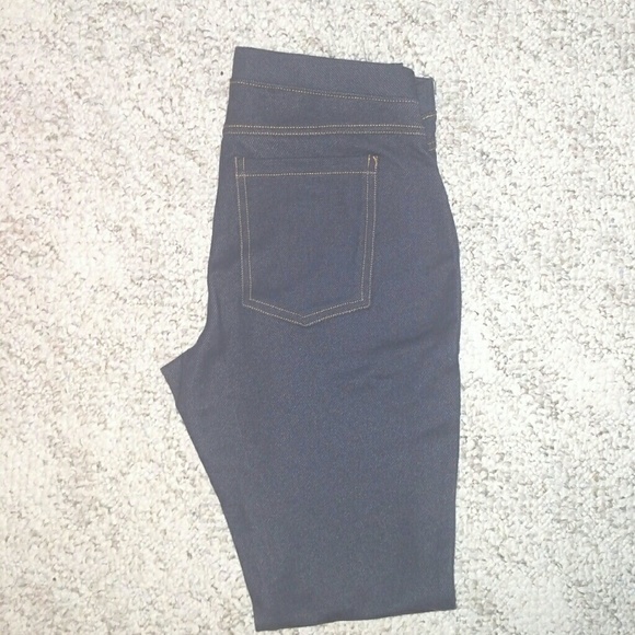 Jean jeggings NWT