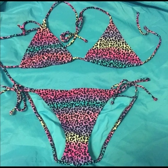 NWT Victoria Secret Animal Print Bikini SZ: XS