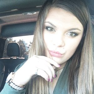 Meet your Posher, Mckenna