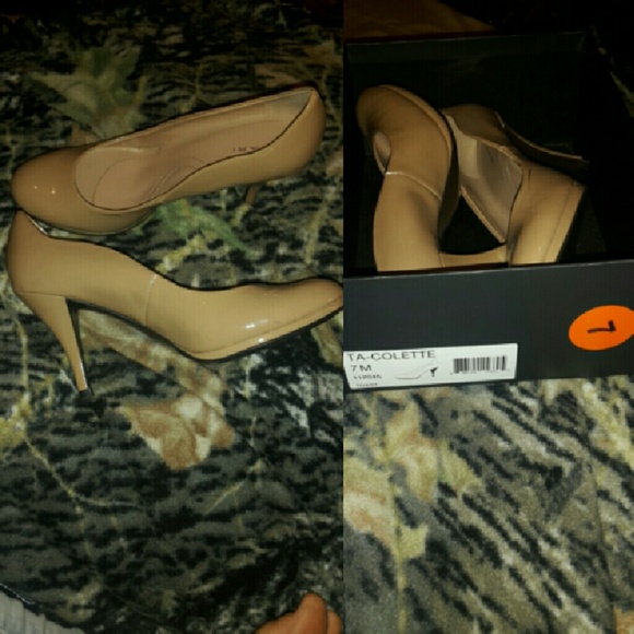 Nude(Tan) High Heels