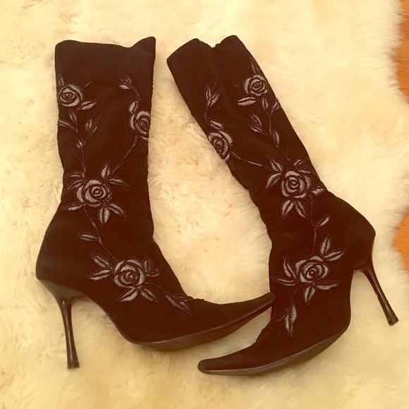 Black tall boots with beading - Picture 1 of 4
