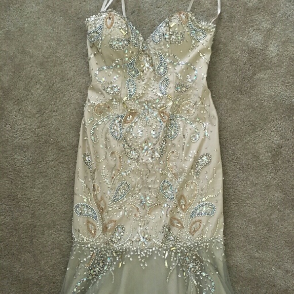 Full Length Formal Gown - Picture 2 of 4