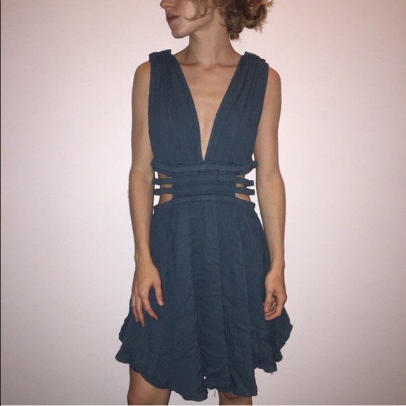 Free People Dresses & Skirts - *CLOSET CLOSING TONIGHT* Free people cut out dress