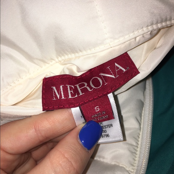 Reversible Vest - Picture 3 of 3