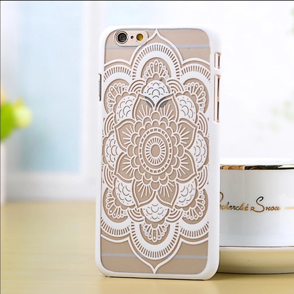 ⬇️$10 iPhone 6/6s Paisley Flower Hard Snap On Case - Picture 2 of 5