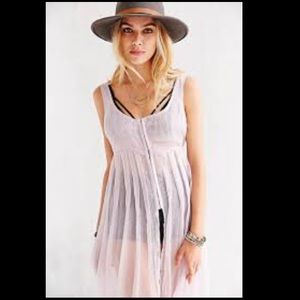 Urban outfitter white chiffon tank