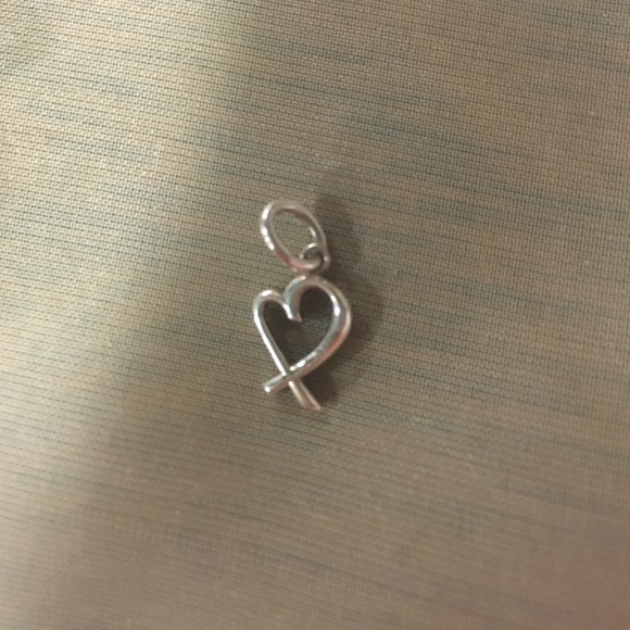 Paloma Picasso Tiffany Heart Charm. - Picture 2 of 3