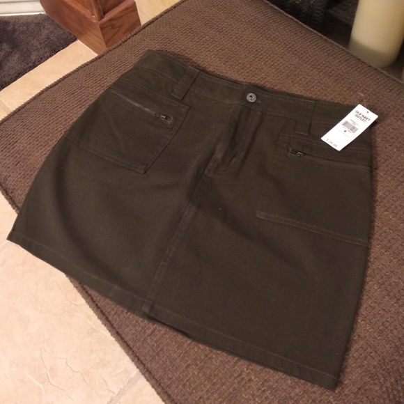 Mini Skirt - Picture 1 of 2