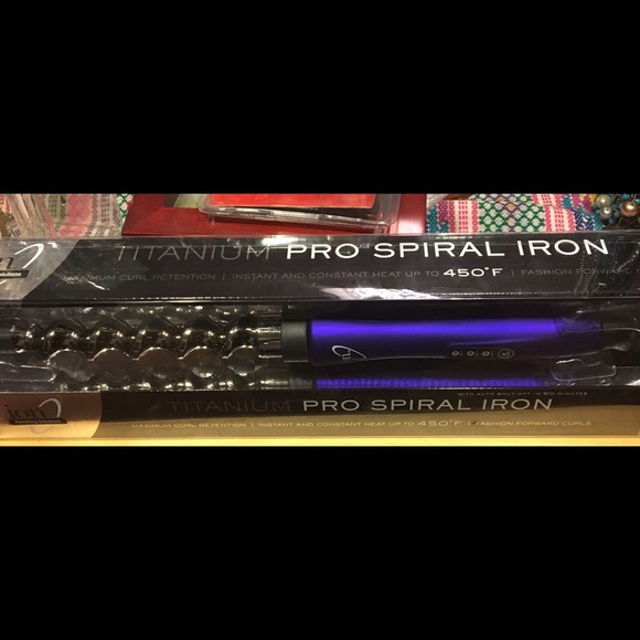 Ion Titanium Pro Spiral Iron
