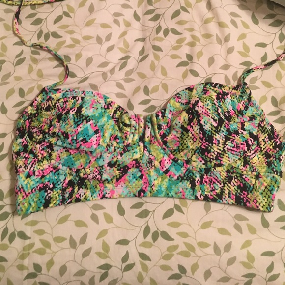 Multicolored bikini top