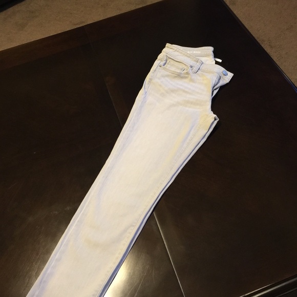 LOFT Modern Skinny Jean - Picture 3 of 3