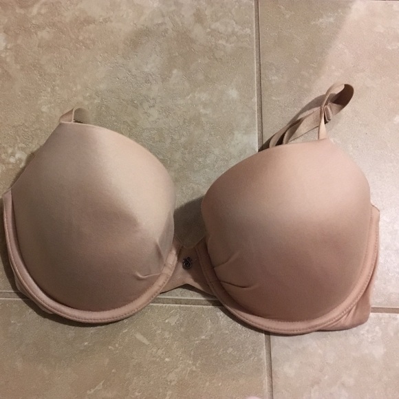 Victoria's Secret very sexy bra!