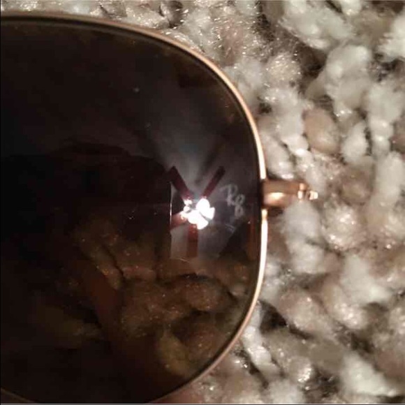 Ray-Ban Aviators - Picture 3 of 4