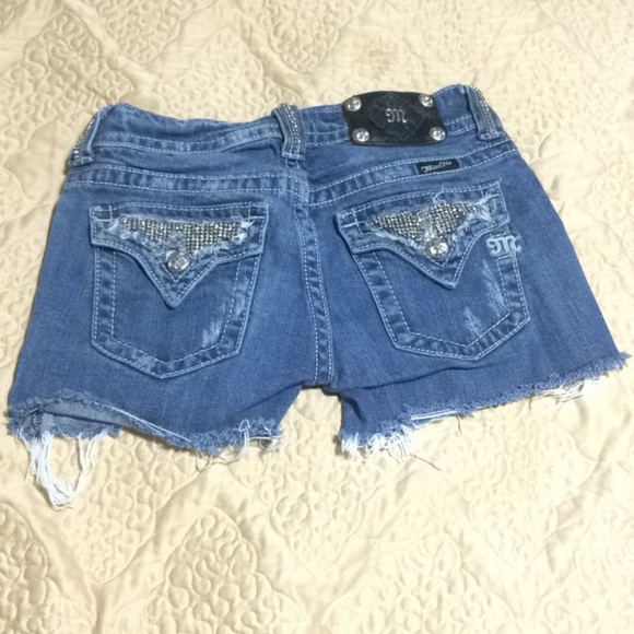miss me cropped shorts