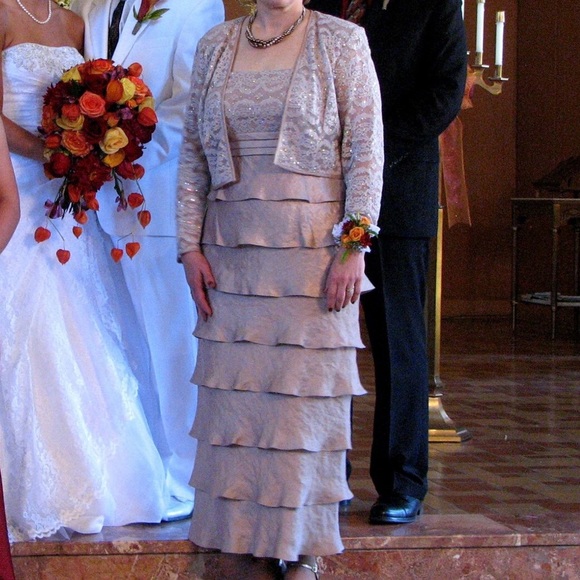 Mother of the Bride/Groom Dress