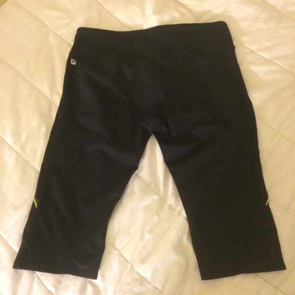 Fabletics Capri Workout Pants Large - image 2