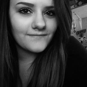 Meet your Posher, Raegan