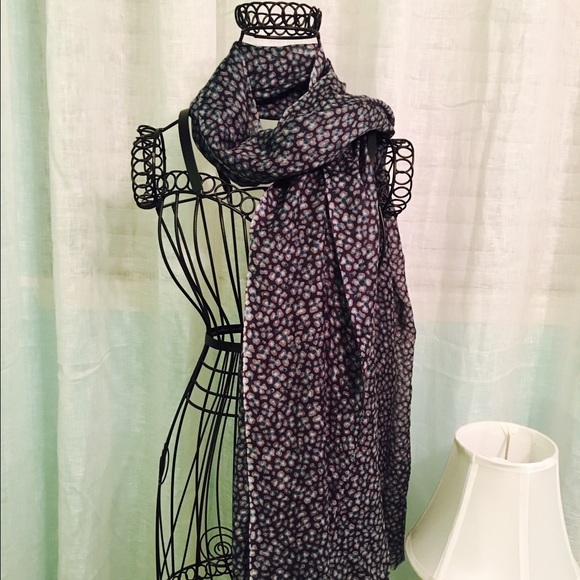 FLASH SALE Black Wool/Silk Floral Scarf