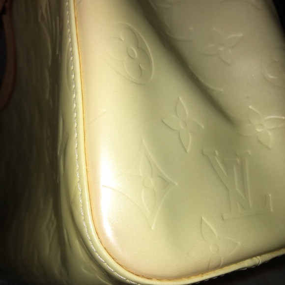 Authentic LV handbag with strap - Picture 3 of 4