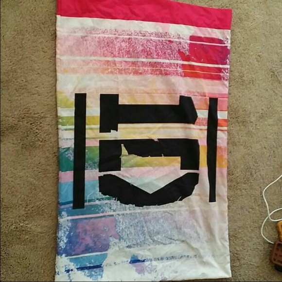 ISO ONE DIRECTION PILLOWCASE - Picture 1 of 2