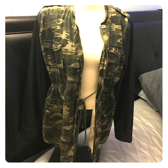 Fifty street coat(jcpenny)