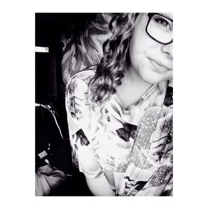 Meet your Posher, Raven