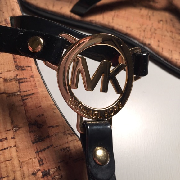100% authentic Michael Kors sandals! - Picture 3 of 3