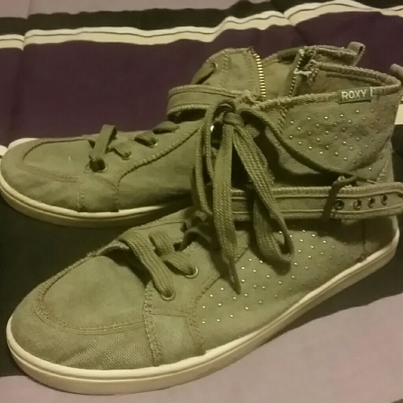 Roxy sneakers!