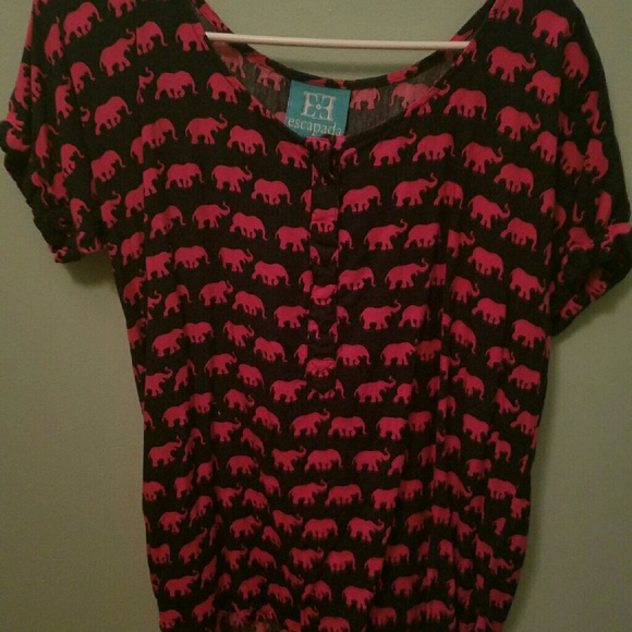 Escapada elephant top