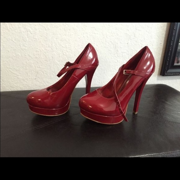 Red Mary Janes - Picture 2 of 2