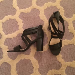 Rappel sandals by Seychelles