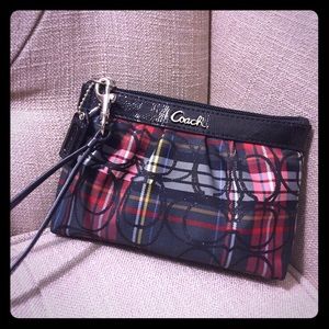 Like new Coach wristlet!!