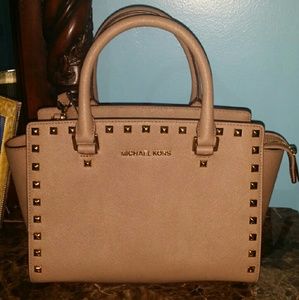 🎀Trading bundle with sarahm756🎀