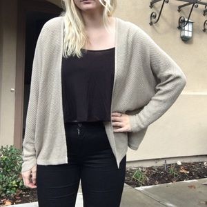 BRANDY MELVILLE CARDIGAN